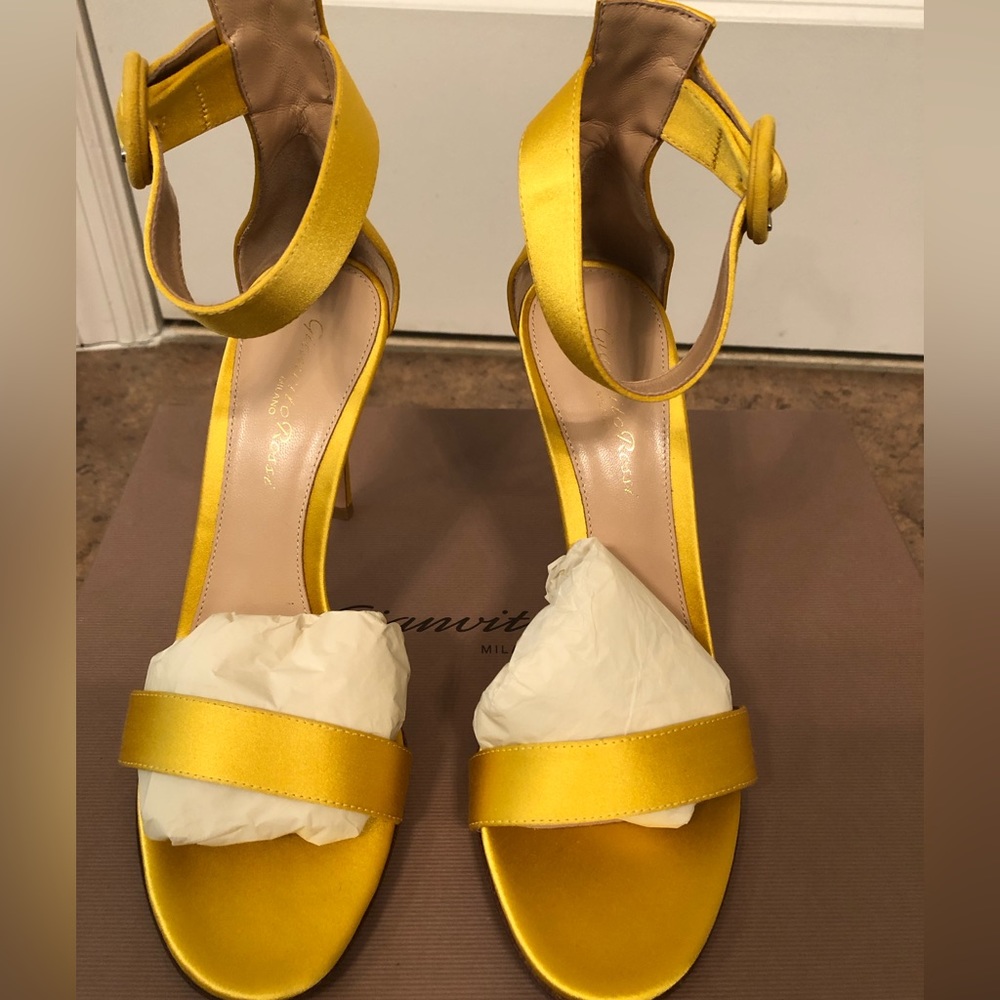 Gianvito Rossi sunflower yellow satin heels